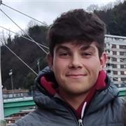 Estudiante universitario se ofrece para dar clases de euskera y apoyo escolar, a niños de primaria